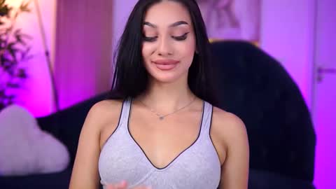 Snapshot of ninasolenne chatting on October 10, 2025, 6:51 pm Ninna online show from October 10, 2025, 6:51 pm