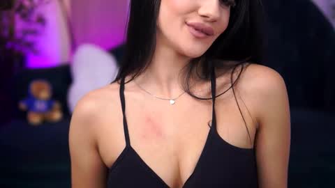 Ninna online show from October 27, 2025, 6:45 pm