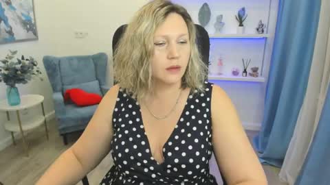ninastarle online show from May 9, 2026, 11:37 am