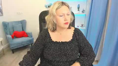 ninastarle online show from June 19, 2026, 11:36 am