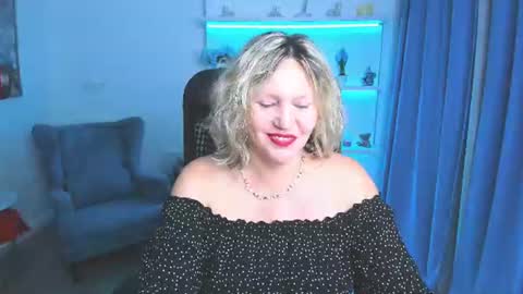 ninastarle online show from June 24, 2026, 4:33 am