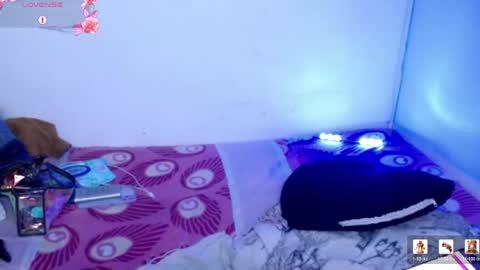ninatinydoll1 online show from June 3, 2026, 11:24 am