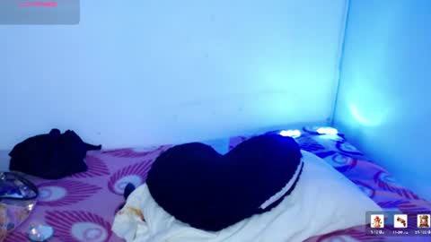 ninatinydoll1 online show from June 26, 2026, 11:03 am