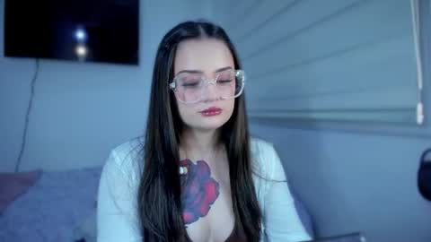 ninavolkov online show from June 30, 2026, 11:17 pm