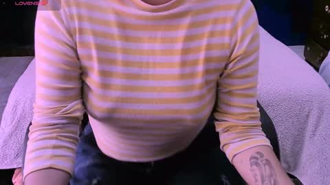 Nina online show from December 5, 2024, 4:23 pm