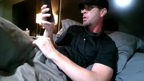 Snapshot of nineinchbronco chatting on November 10, 2025, 4:17 pm nineinchbronco online show from November 10, 2025, 4:17 pm