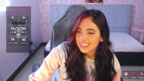 Snapshot of ninfa_ch chatting on January 4, 2025, 2:25 pm Ninfa online show from January 4, 2025, 2:25 pm