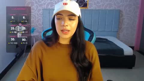 Snapshot of ninfa_ch chatting on January 9, 2025, 8:44 pm Ninfa online show from January 9, 2025, 8:44 pm
