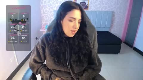 Snapshot of ninfa_ch chatting on January 15, 2025, 11:21 am Ninfa online show from January 15, 2025, 11:21 am
