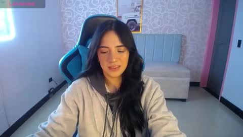 Snapshot of ninfa_ch chatting on February 26, 2025, 11:09 am Ninfa online show from February 26, 2025, 11:09 am