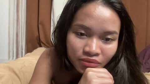 nini_luvskorn online show from June 6, 2026, 1:38 pm