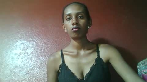 ninie246746 online show from January 8, 2025, 11:54 am