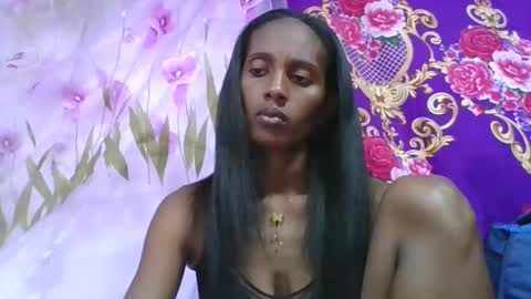 ninie246746 online show from March 19, 2026, 3:49 pm