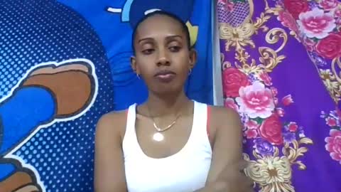 ninie246746 online show from June 18, 2026, 6:13 am