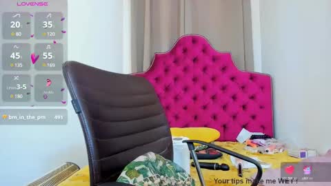 nina dee online show from December 17, 2024, 7:50 am