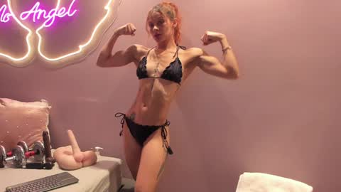 Ninna  online show from December 18, 2024, 4:28 pm