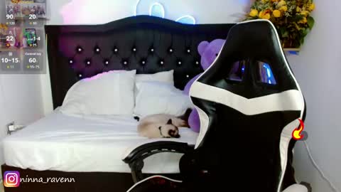 Ninna online show from April 23, 2026, 9:17 pm