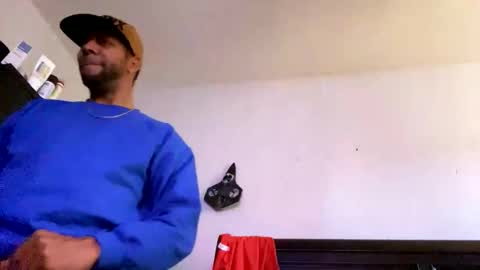 Snapshot of ninolindo919 chatting on October 10, 2025, 3:22 pm ninolindo919 online show from October 10, 2025, 3:22 pm