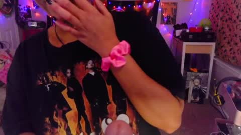 kiwi online show from September 27, 2025, 8:30 am