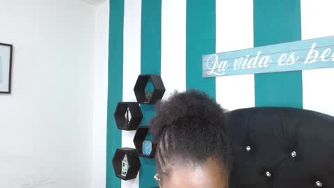 Snapshot of nirak_sf chatting on December 21, 2024, 2:37 pm Nirak online show from December 21, 2024, 2:37 pm