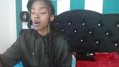 Snapshot of nirak_sf chatting on January 8, 2025, 4:44 pm Nirak online show from January 8, 2025, 4:44 pm