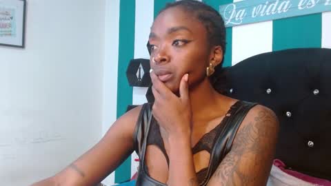 Snapshot of nirak_sf chatting on January 21, 2025, 7:17 pm Nirak online show from January 21, 2025, 7:17 pm