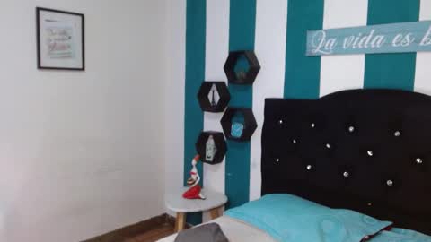 Snapshot of nirak_sf chatting on February 14, 2025, 8:48 pm Nirak online show from February 14, 2025, 8:48 pm