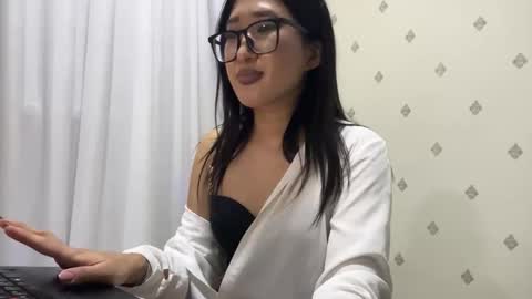 niravoid online show from September 25, 2025, 7:28 pm