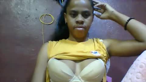Snapshot of nirinahfy chatting on September 26, 2025, 3:43 am nirinahfy online show from September 26, 2025, 3:43 am