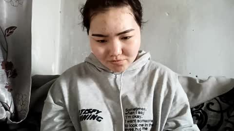 Molly online show from February 4, 2026, 4:07 am