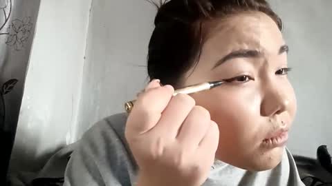 Molly online show from February 5, 2026, 4:39 am