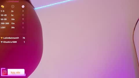 Nicki  online show from October 11, 2025, 6:34 am