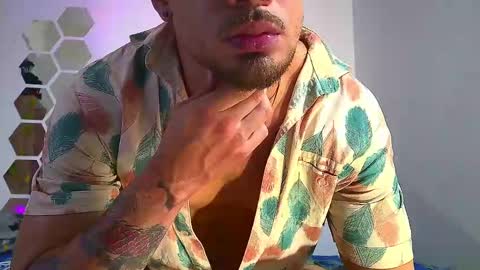 Nicolas Muscle online show from December 12, 2024, 3:54 am