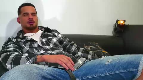 Nicolas Muscle online show from January 20, 2025, 4:43 am
