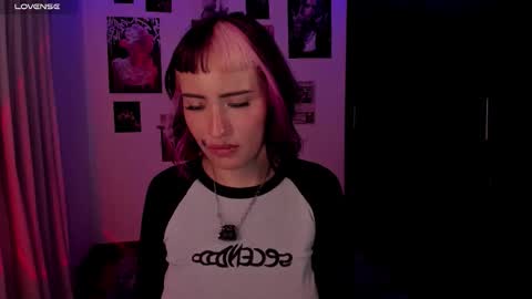 Snapshot of nixxie_ chatting on March 27, 2026, 4:40 am Nixxie online show from March 27, 2026, 4:40 am