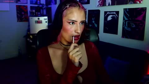 Snapshot of nixxie_ chatting on May 14, 2026, 3:13 am Nixxie online show from May 14, 2026, 3:13 am