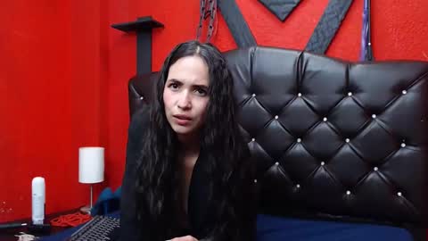 Nixye online show from October 19, 2025, 2:12 am