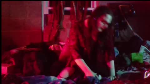 nixylix online show from January 4, 2025, 2:03 am