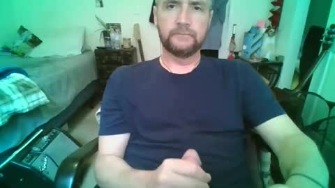 njoefats420 online show from May 19, 2026, 10:38 pm