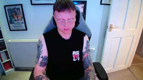 Snapshot of nlrb93 chatting on October 24, 2025, 6:48 pm BNate93 online show from October 24, 2025, 6:48 pm