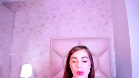 Snapshot of noa_butterfly chatting on October 20, 2025, 11:32 am   ambarsulliva  online show from October 20, 2025, 11:32 am