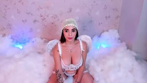 Snapshot of noa_butterfly chatting on October 26, 2025, 11:38 am   ambarsulliva  online show from October 26, 2025, 11:38 am