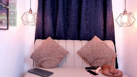 Snapshot of noa_morena chatting on October 30, 2025, 12:17 pm NATHALIA MORENO online show from October 30, 2025, 12:17 pm