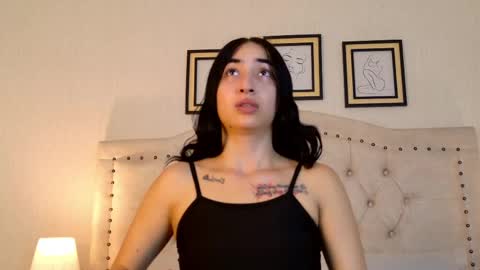 NATHALIA MORENO online show from April 30, 2026, 12:22 pm