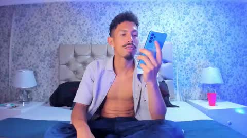 Snapshot of noaahtylor chatting on March 21, 2026, 6:44 pm Noah online show from March 21, 2026, 6:44 pm