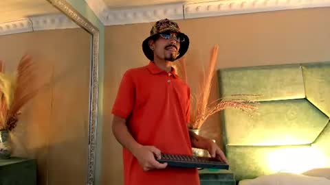 Noah online show from June 17, 2026, 4:15 am