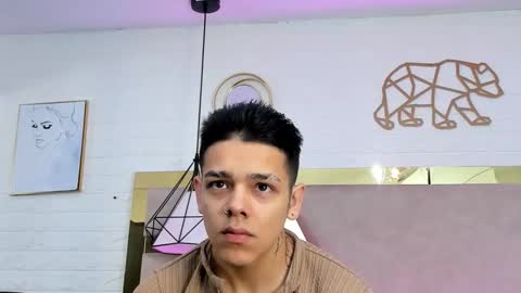 Snapshot of noah_and_kim69 chatting on February 6, 2026, 12:30 pm Zoe online show from February 6, 2026, 12:30 pm