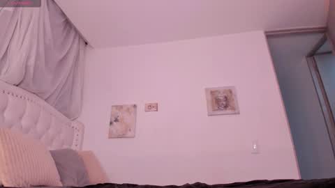 Snapshot of noah_beck42 chatting on September 29, 2025, 3:44 am Sara online show from September 29, 2025, 3:44 am