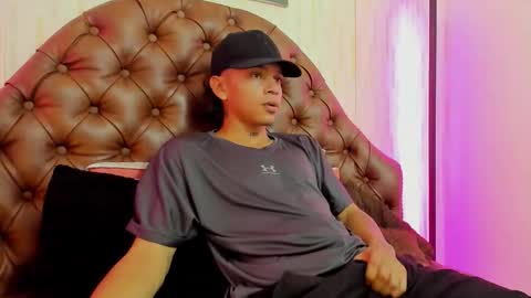 Noah Blake online show from September 24, 2025, 2:59 am