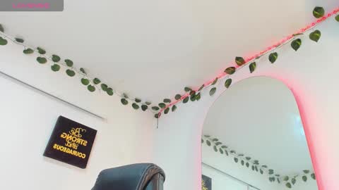 noah online show from October 12, 2025, 2:21 am